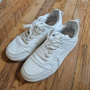 Girls white sneakers